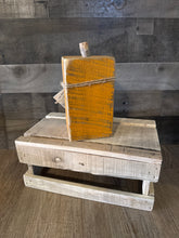 Load image into Gallery viewer, SMALL WOODEN PUMPKINS WITH WOOD HANDLE