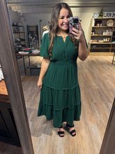 Load image into Gallery viewer, EMERALD MAXI DRESS