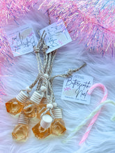 Load image into Gallery viewer, CAR FRAGRANCE DIFFUSER