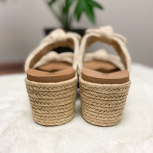 Load image into Gallery viewer, CORKYS TIE THE KNOT WEDGE