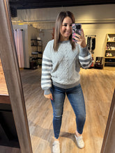 Load image into Gallery viewer, DIAMOND STRIPE SWEATER