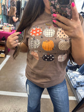 Load image into Gallery viewer, PUMPKIN PATCH GRAPHIC TEE