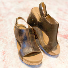 Load image into Gallery viewer, CORKY’S CARLEY ESPRESSO CRINKLE WEDGE