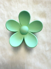 Load image into Gallery viewer, LARGE FLOWER CLAW CLIPS