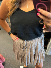 Load image into Gallery viewer, BLACK V-NECK CAMI