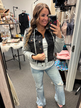 Load image into Gallery viewer, HOODED DENIM JACKET