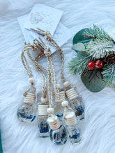 Load image into Gallery viewer, CAR FRAGRANCE DIFFUSER