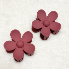 Load image into Gallery viewer, LARGE FLOWER CLAW CLIPS