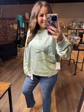 Load image into Gallery viewer, SMOKE GREEN FLOWER PULLOVER