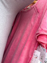 Load image into Gallery viewer, FUCHSIA ACID WASH TOP