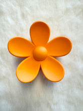 Load image into Gallery viewer, LARGE FLOWER CLAW CLIPS