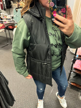 Load image into Gallery viewer, BLACK HOODED VEST