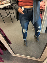 Load image into Gallery viewer, JUDY BLUE MACKENZIE TUMMY CONTROL RIGID MAGIC STRAIGHT JEAN