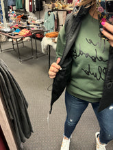 Load image into Gallery viewer, BLACK HOODED VEST