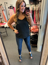Load image into Gallery viewer, BLACK V-NECK CAMI