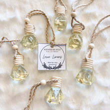 Load image into Gallery viewer, CAR FRAGRANCE DIFFUSER