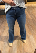 Load image into Gallery viewer, JUDY BLUE PENNY THERMAL MID RISE BOOTCUT