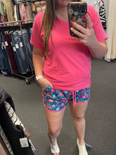 Load image into Gallery viewer, RELAXED BASIC TEE