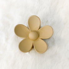 Load image into Gallery viewer, LARGE FLOWER CLAW CLIPS