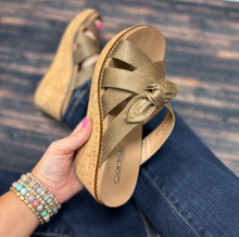 Load image into Gallery viewer, CORKYS BOWDACIOUS WEDGE