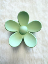 Load image into Gallery viewer, LARGE FLOWER CLAW CLIPS