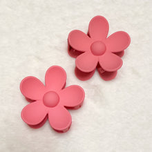Load image into Gallery viewer, LARGE FLOWER CLAW CLIPS