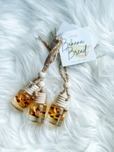 Load image into Gallery viewer, CAR FRAGRANCE DIFFUSER