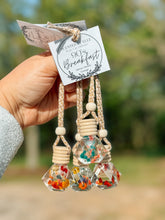 Load image into Gallery viewer, CAR FRAGRANCE DIFFUSER