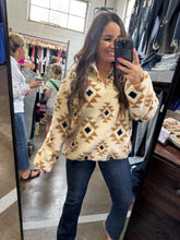 Load image into Gallery viewer, AZTEC SHERPA PULLOVER