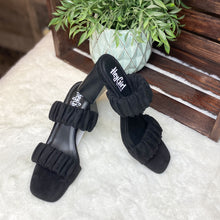 Load image into Gallery viewer, CORKYS TROPIC LIKE ITS HOT HEEL