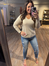 Load image into Gallery viewer, BEIGE SWEATER