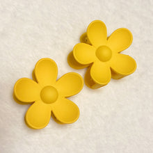 Load image into Gallery viewer, LARGE FLOWER CLAW CLIPS