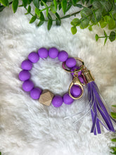 Load image into Gallery viewer, SILICONE KEYRINGS