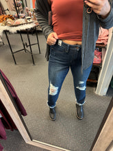 Load image into Gallery viewer, JUDY BLUE MACKENZIE TUMMY CONTROL RIGID MAGIC STRAIGHT JEAN