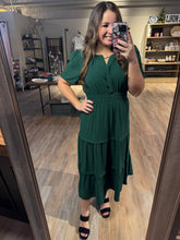 Load image into Gallery viewer, EMERALD MAXI DRESS