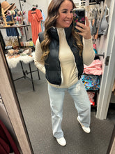 Load image into Gallery viewer, CREAM MOCK NECK KNIT TOP