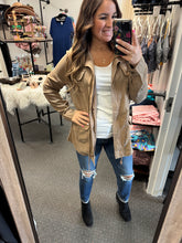 Load image into Gallery viewer, RISEN CAMEL ANORAK JACKET