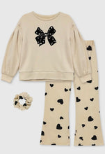 Load image into Gallery viewer, HEART AND BOW ULTRA SOFT LOUNGE SET