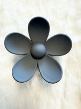 Load image into Gallery viewer, LARGE FLOWER CLAW CLIPS