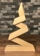 Load image into Gallery viewer, WOODEN ZIGZAG TREE