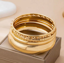 Load image into Gallery viewer, GOLD TEXTURED BANGLE STACK SET