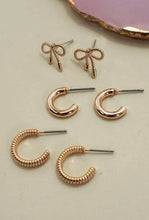 Load image into Gallery viewer, GOLD HUGGIE HOOP TRIO EARRINGS