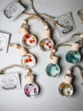 Load image into Gallery viewer, CAR FRAGRANCE DIFFUSER