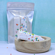 Load image into Gallery viewer, FREEZE DRIED TREATS