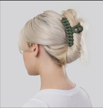 Load image into Gallery viewer, KITSCH CHAIN CLAW CLIP 3PC SET