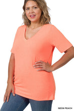 Load image into Gallery viewer, FITTED BASIC TEE