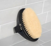Load image into Gallery viewer, KITSCH EXFOLIATING BODY DRY BRUSH