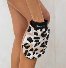 Load image into Gallery viewer, KITSCH EXFOLIATING GLOVE