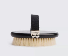 Load image into Gallery viewer, KITSCH EXFOLIATING BODY DRY BRUSH
