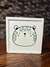 Load image into Gallery viewer, 6x6 ANIMAL SIGNS
